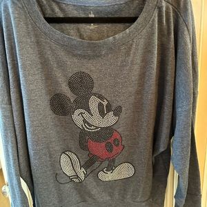 Women’s Mickey Mouse LS Medium top